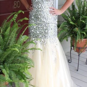 Tony Bowls Gold Mermaid Gown. Size 4
